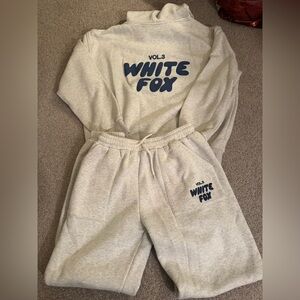 Gray and navy white fox set . Sweatshirt size M/L and sweatpants size medium.